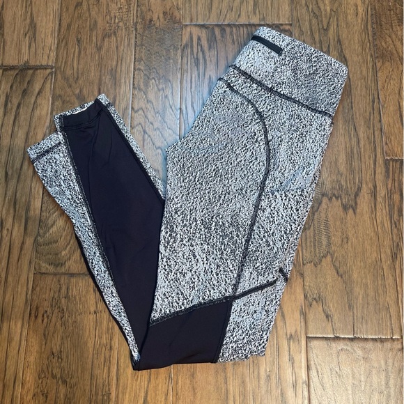 Lululemon Pace Rival Crop leggings in Power Luxtreme fabric Size 6 - Picture 2 of 9